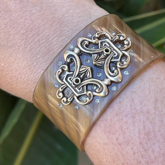 Cellulose acetate brass diamanté crystal wide open cuff bracelet - Picture 8 of 9